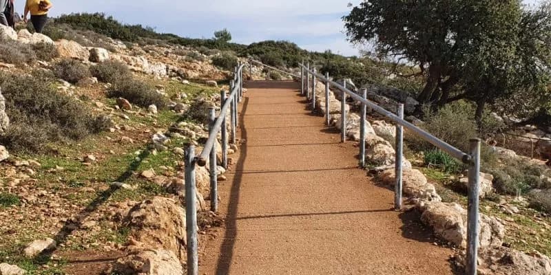 מערת קשת